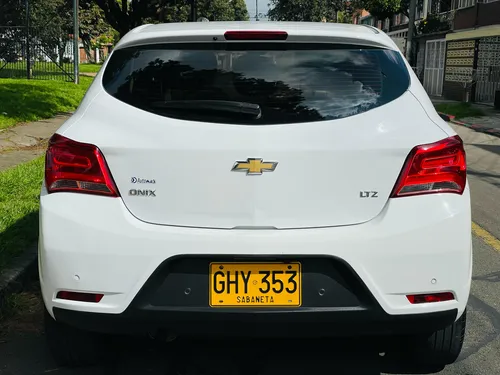 Chevrolet Onix 1.4 Ltz 5 p