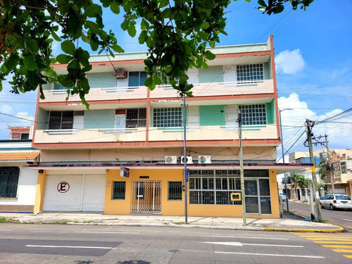 Imagen 4 de 7 de Edificio En Venta De Departamentos Y Local En Av. 1 De Mayo El Centro De Veracruz