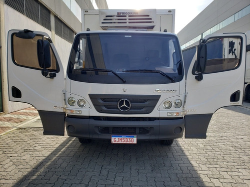 Imagem 2 de 11 de Mercedez Benz Acello 815