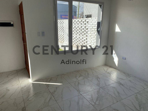 Imagen 6 de 19 de Calle 12 E/ 510 Y 511 Duplex A Estrenar De 3 Dormitorios Prox. Cno.centenario