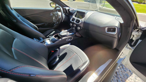 Aston Martin Vantage 4.8 V8 At
