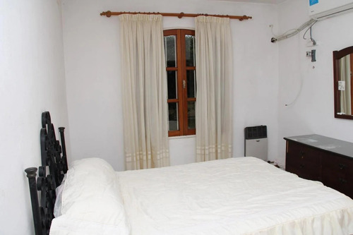 Se Vende Casa 2 Dormi-cochera-patio B°los Boulevares