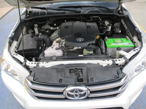 Toyota Hilux Srv Doblecabina 4x4 2800cc At Aa