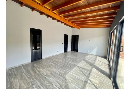 Vendemos Casa En Rionegro - Llanogrande Sector Tablazo
