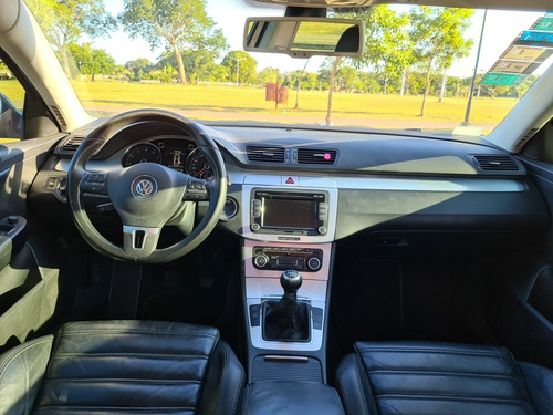 Volkswagen Passat 2.0 Tsi Exclusive Manual 2010