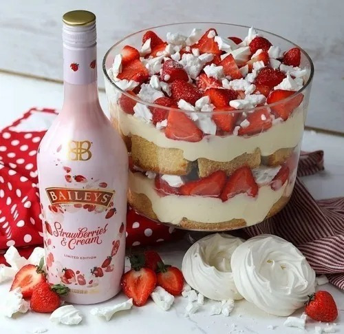Licor Baileys Strawberry And Cream 700ml. + Nf