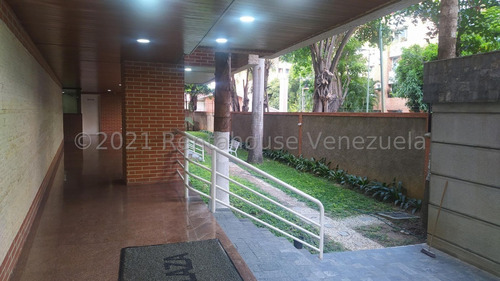 Imagen 18 de 19 de Apartamento En Venta En Campo Alegre 22-8516 Gustavo Nieves 0412 6057058
