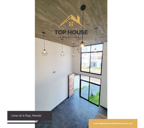 Imagen 3 de 14 de Casa Estilo Loft | Con Terraza Y Vista A La Laguna, Smart Ho
