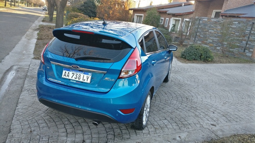 Imagen 6 de 15 de Ford Fiesta Titanium Powershift