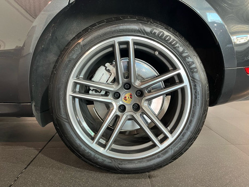 Porsche Macan 3.7 Turbo At
