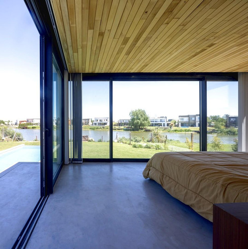 Casa En Alquiler En El Cantón, De Diseño Y Amoblada