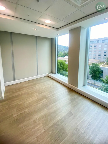Amplia Oficina En Arriendo 360 M² Con Opción De Subdivisión