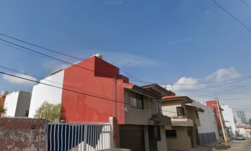 Casa A La Venta En El Cerrito, Heroica Puebla, Pue. Remate Adjudicado