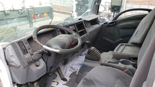 Isuzu 400 2012 (ojo Por Partes)