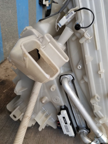 Caja Defroster Clima Toyota Prius 2010 A 2015 Original (Usado)