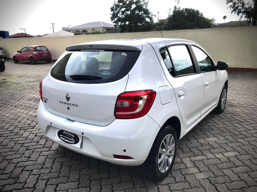Renault Sandero 1.0 Expression 16v Flex 4p Manual