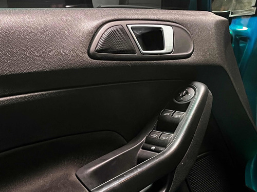 Imagen 7 de 14 de Ford Fiesta