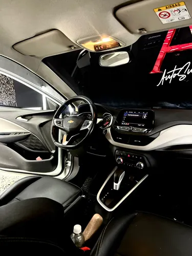 Chevrolet Onix 1.0T Premier Hatch At