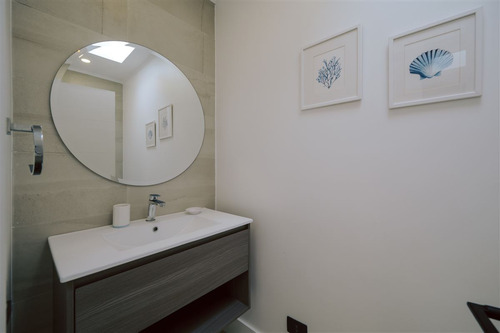 Moderna Y Nueva Casa En Condominio Polo De Maitencillo