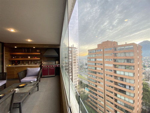 Departamento Penthouse En Venta De 5 Dorm., Alto Las Condes