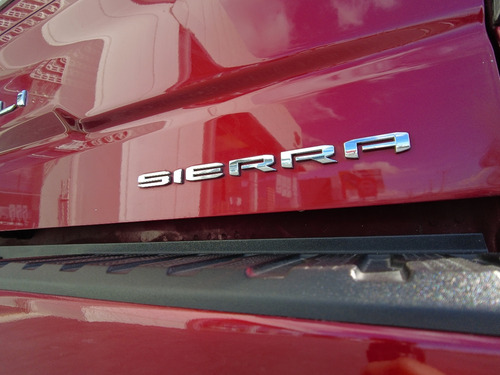 GMC Sierra 6.2 Denali Dvd At