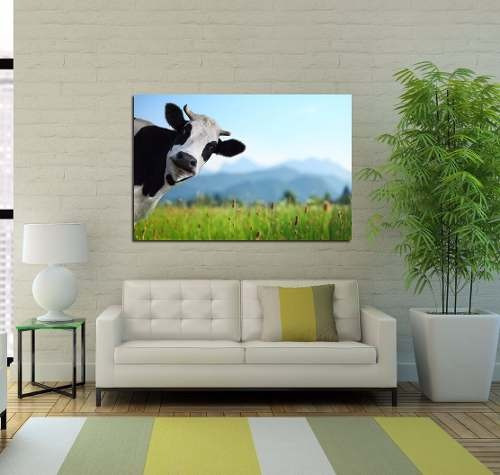 Vinilo Decorativo 40x60cm Vaca Curiosa Campo Prado Chusma
