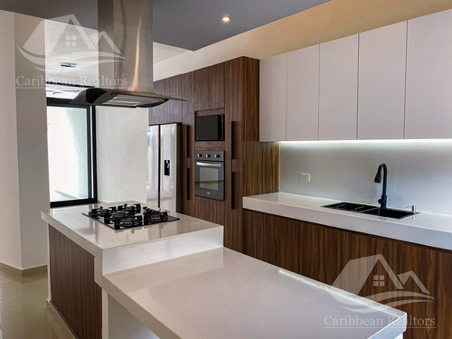 Casa En Residencial Vía Cumbres Cancún