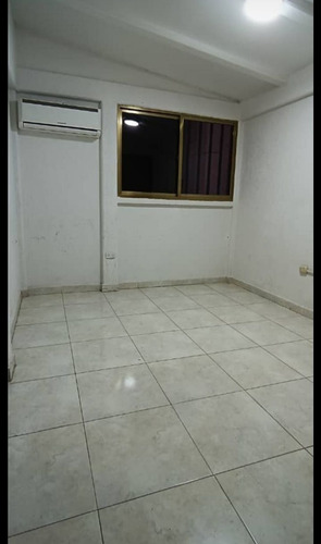 Imagen 6 de 9 de En Alquiler Casa Para Uso Comercial Ubicada En El Sector El Peñonal De Lecheria Ve03-0719le-ymag