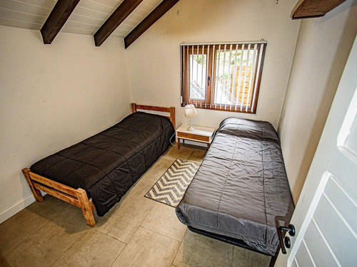 Venta Casa Tradicional + Cabaña Moderna -zona Centro