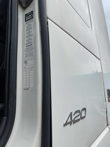 Imagem 13 de 13 de Volvo Fh 420 4x2 - 2012 -toco Automatico Scania R440 Mb 2041