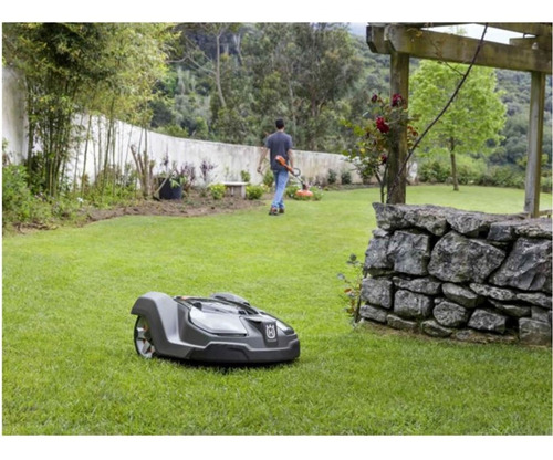 Imagen 2 de 2 de Robot Cortacésped Husqvarna Automower Am-105