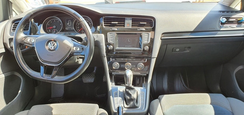 Imagen 12 de 14 de Volkswagen Golf 2015 1.4 Highline At