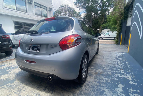 Peugeot 208 1.6 Allure Touchscreen
