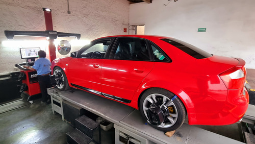 Audi S4 v8 4.2 S4 At