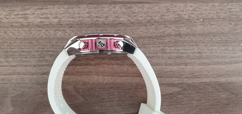 Relógio Suíço Technomarine Uf6 Feminino Rosa Silicone Branco