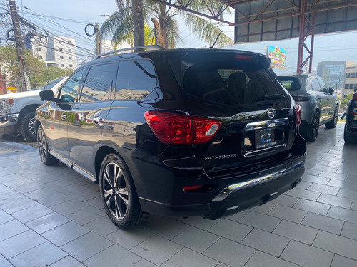 Nissan Pathfinder 3.5 Exclusive 4x4 Cvt
