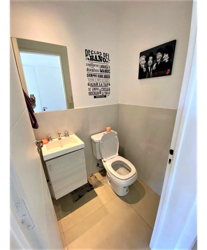 Impecable Casa 5 Ambientes. Digna De Ver