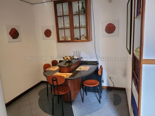 Imagen 4 de 20 de Omar Espinoza Ofrece En Venta Lujoso Y Amplio Apartamento En Campo Alegre Zona Exclusiva De Caracas
