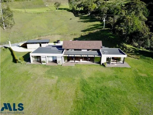 Finca Independiente Con Amplios Terrenos En Rioneg...(mls#256254)