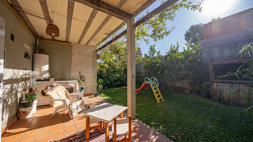 Venta Casa 3 Ambientes Altos De Podesta Jardin