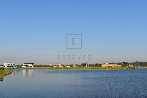 Oportunidad: Lote A La Laguna En Venta, Barrio San Matias, Escobar, G.b.a. Zona Norte