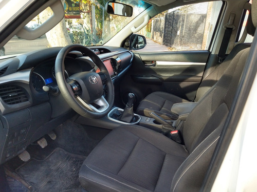 Toyota Hilux 2.8 Cd Sr 177cv 4x4