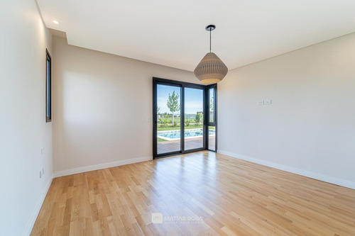 Venta - Casa En Developer Park - Lote 68