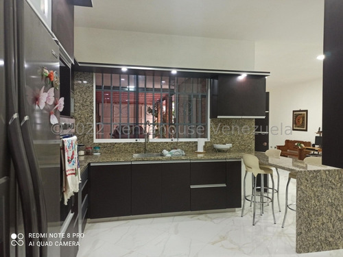Imagen 5 de 14 de Casa En Venta Urbanizacion El Bosque Maracay 22-15251 Dc