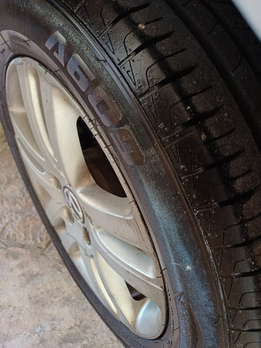 Volkswagen Vento 2.5 Advance 170cv