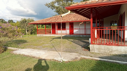 Se Vende Finca Chalet Entre Filandia Y Quimbaya