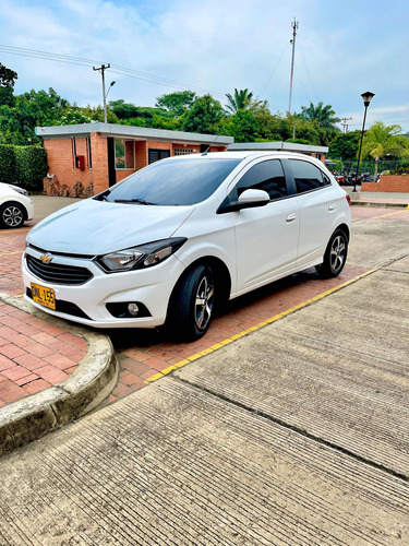 Chevrolet Onix 1.4 Ltz Mecánica