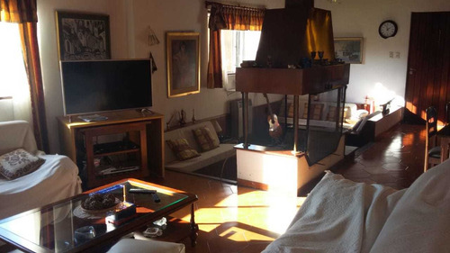 Imagen 7 de 14 de Casa Con Amplio Jardin Y Pileta