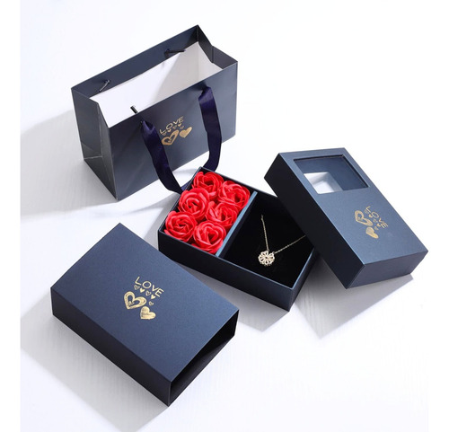 Imagen 3 de 10 de Collar Trébol 4 Corazones Doble Vista Dije Dorado Caja Rosas