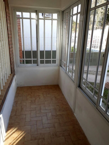 Imagen 2 de 11 de Venta De 3 Departamentos Céntricos En Merlo.